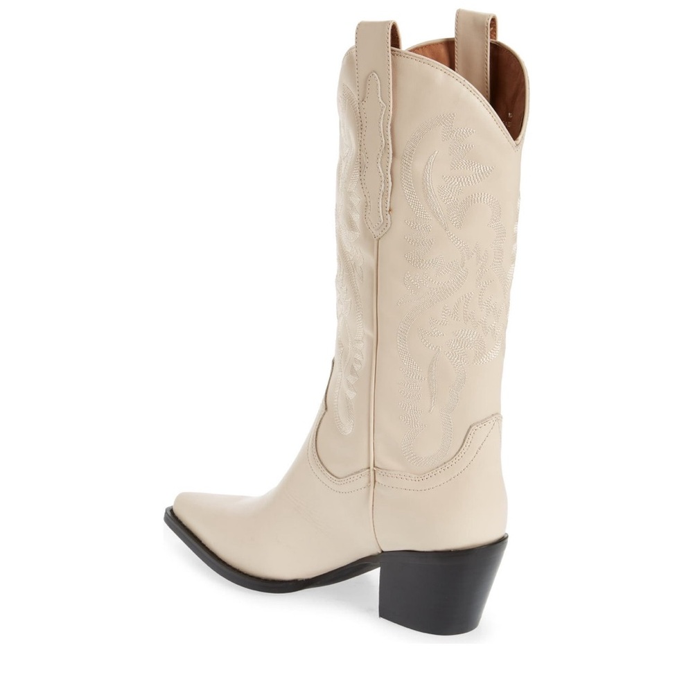 Jeffrey Campbell Dagget Natural Mid-Calf Pointed Toe
Western Heeled Boots